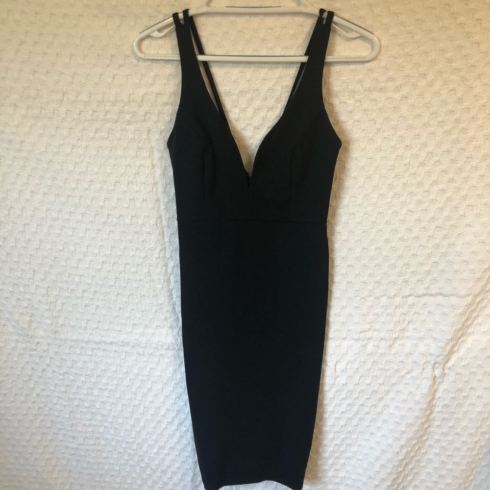 Lulu’s Bodycon Black Party Dress with Deep V Neck